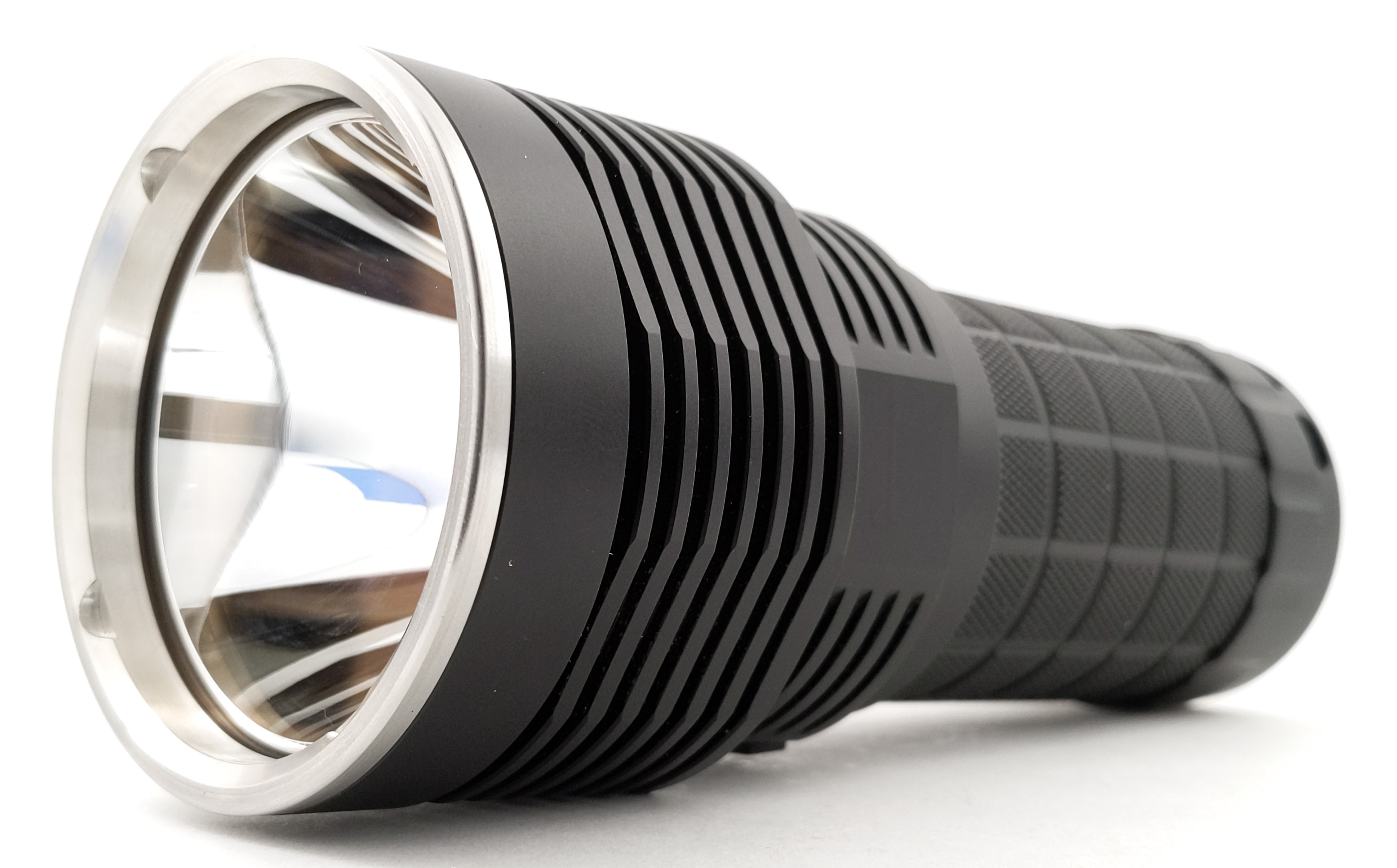 Convoy 4X18A SBT Re-Review – Still Incredible – Grizzly's Reviews