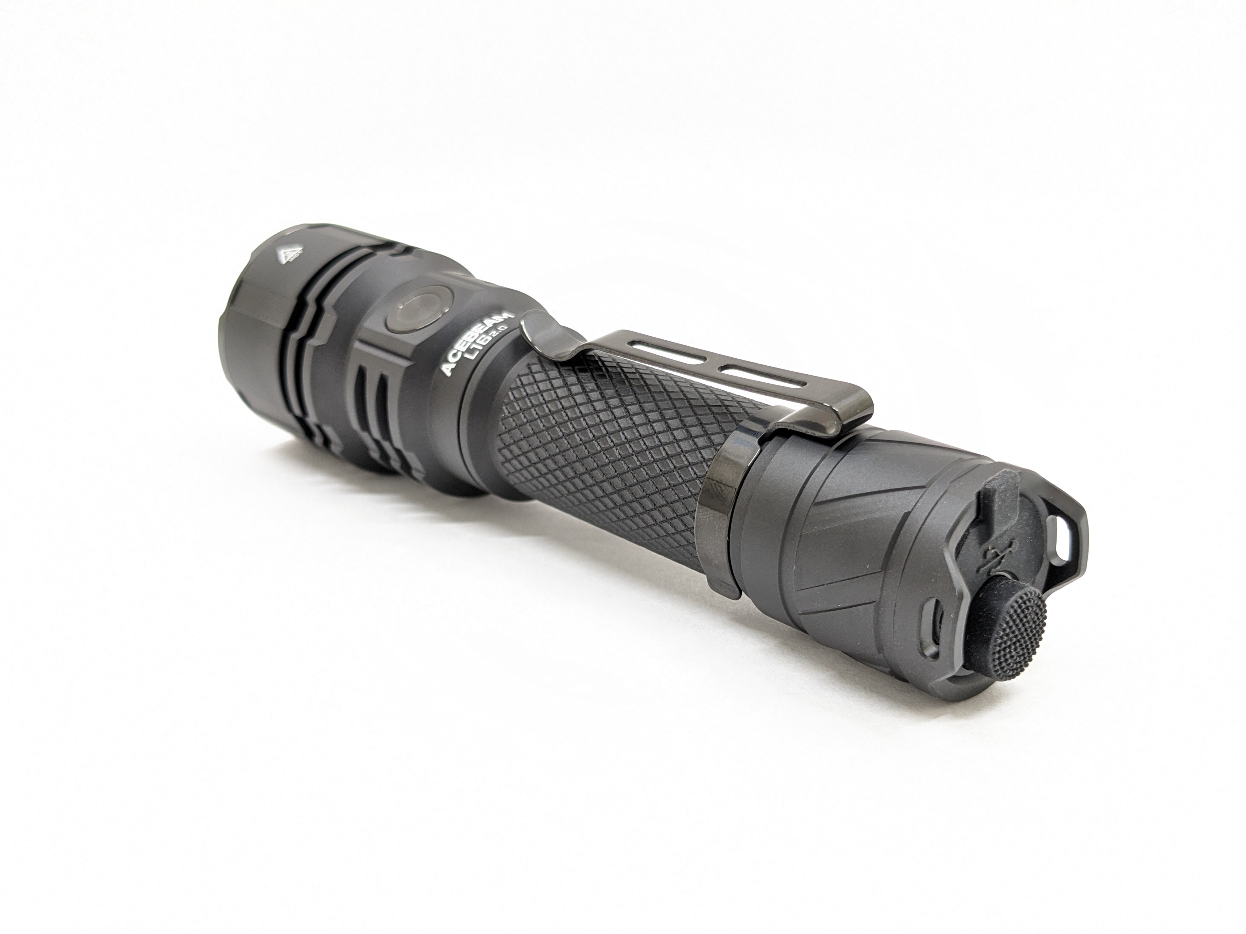Acebeam L16 2.0 Review – Full-Featured Duty Light – Grizzly's Reviews